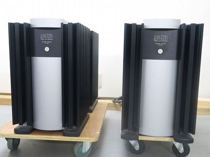 Эталонный усилитель мощности Mark Levinson 33H