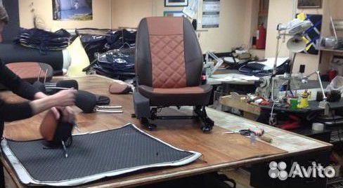 Установка автомобильных чехлов на сиденья авто