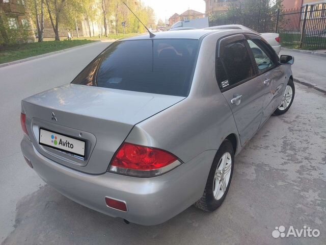 Mitsubishi Lancer 1.6 AT, 2004, битый, 175 000 км