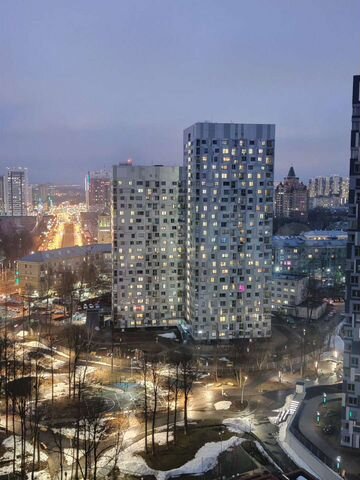 1-к. квартира, 45 м², 22/25 эт.