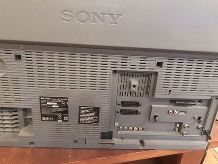 Телевизор Sony KDF-E50A11E диагональ 125 см