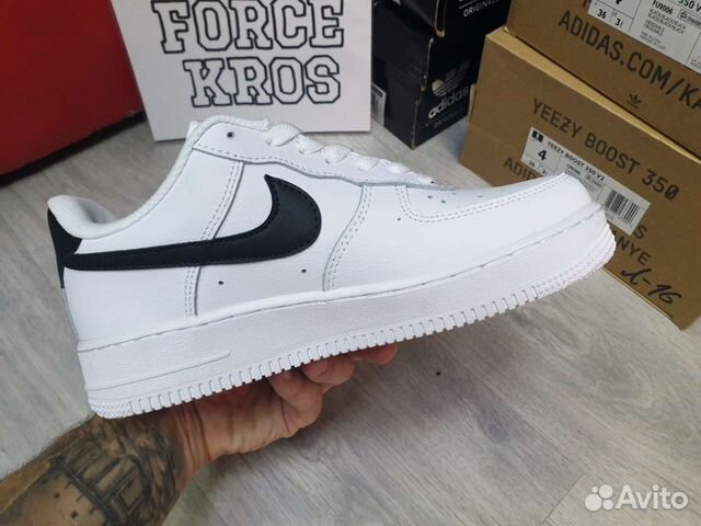 Nike Air Force 1