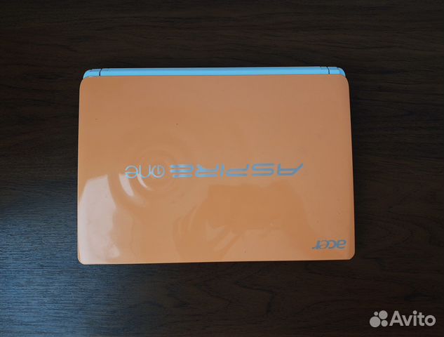 Нетбук Acer Aspire one Happy