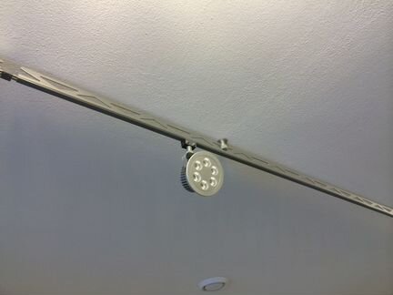 Интерьерный Светодиодный светильник на треке - 6 м