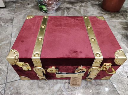 Чемодан декоративный бархат