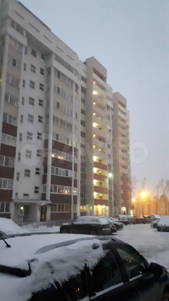 Екатеринбург, пр-кт Космонавтов, д 32