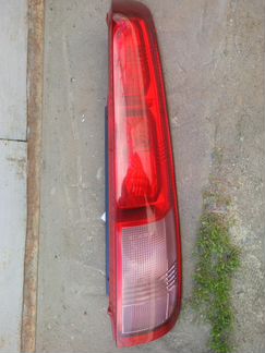 Фонарь задний на Nissan X-Trail T-30