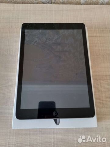 iPad Air 16GB Wi-Fi Space Gray