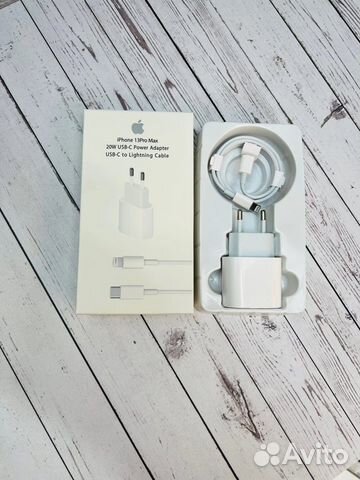 Зарядное устройство на iPhone 20w