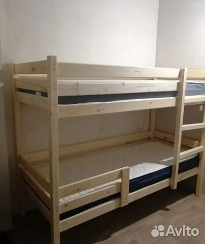 Двухъярусная кровать с бортами