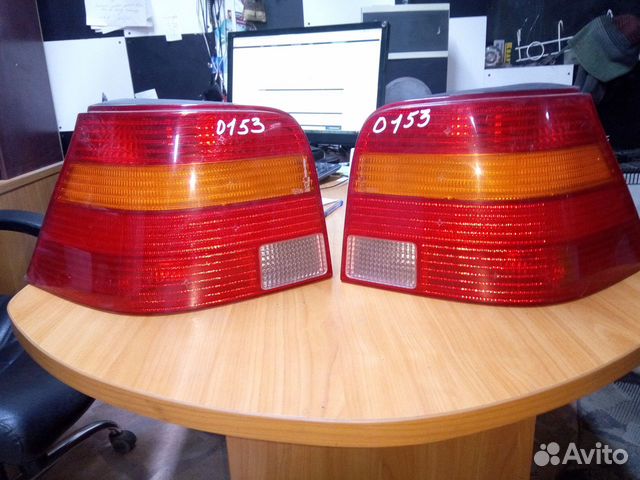 Фонари задние красно-желтые VW golf IV 97)
