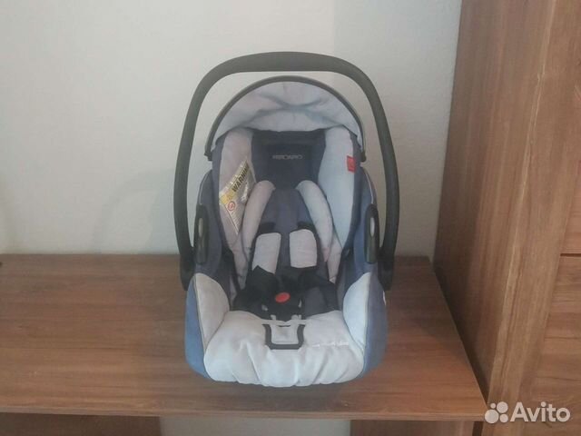 Детское автокресло и автолюлька Recaro