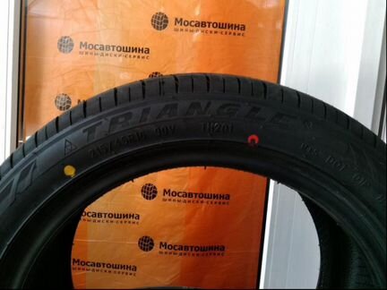 Triangle 215/45 R16 90V