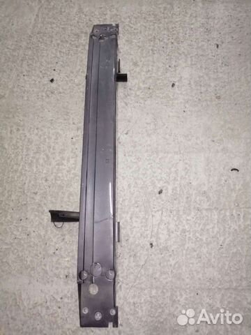 Усилитель бампера на volvo xc 90