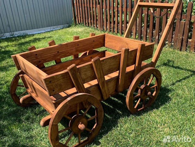 Декоративная телега под цветы. Для украшения сада