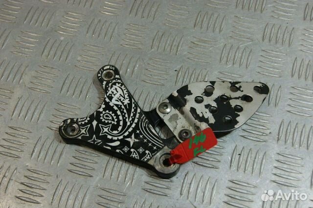 Крепление подножки водителя левое Kawasaki Ninja