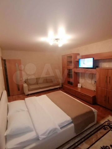 1-к. квартира, 40 м², 1/10 эт.