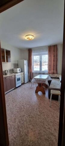 2-к. квартира, 55 м², 1/9 эт.