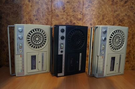 Электроника 302-1 магнитофон 3 штуки СССР