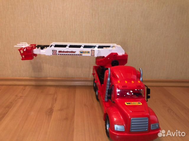 Игрушка пожарная машина