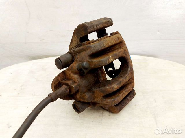 Суппорт тормозной задний правый BMW 5 E60/E61