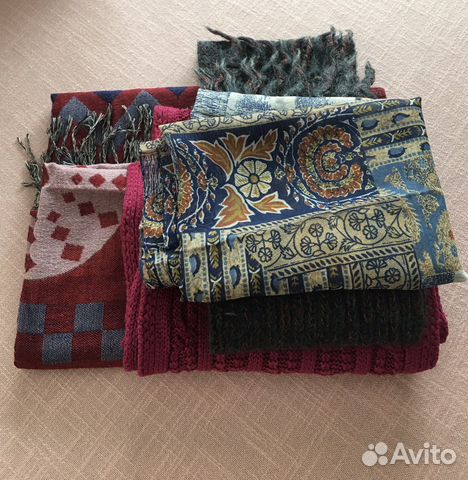 Вещи пакетом (шарфы, юбка и др.)