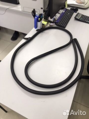 Уплотнитель дверного проёма на Lexus GS300