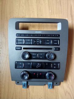 Ford Mustang 10-14 лицевая панель аудио+климат