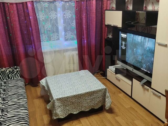 Комната 14 м² в 5-к., 2/5 эт.