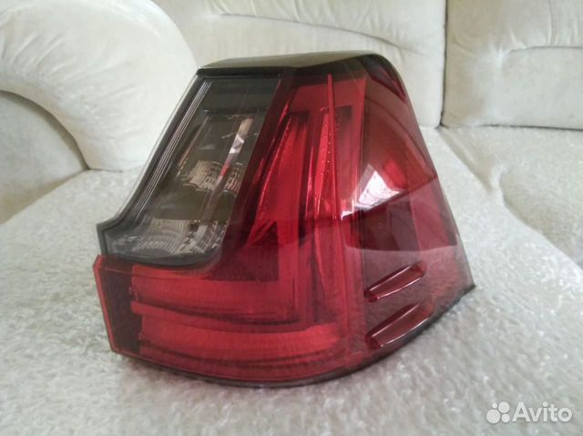 Фонарь на Lexus lx 570