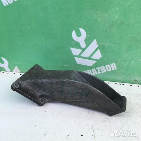 Кронштейн двигателя левый бмв Е39