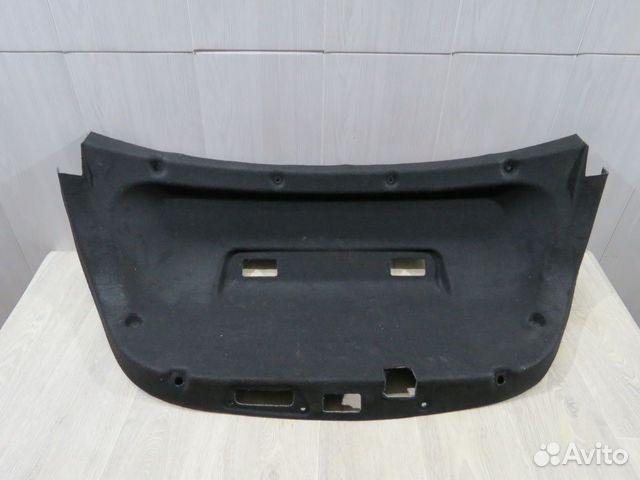 Обшивка крышки багажника Mercedes Benz W205