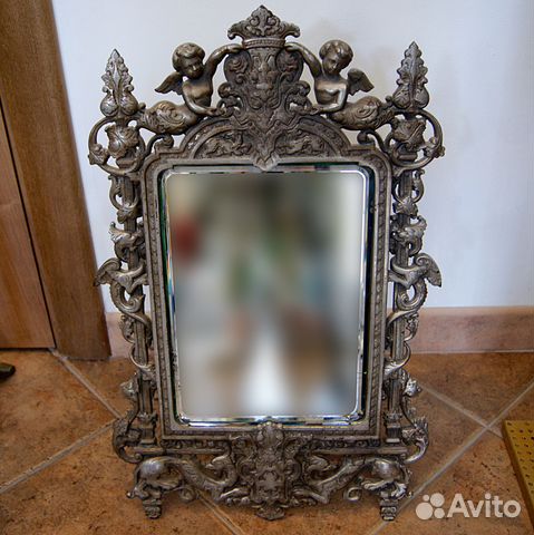 Зеркало настольное