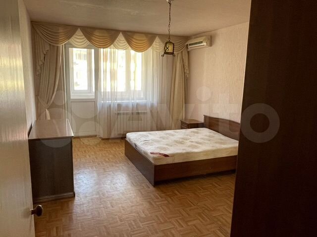 3-к. квартира, 127 м², 8/10 эт.