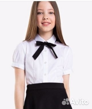 Блузки школьные новые 146