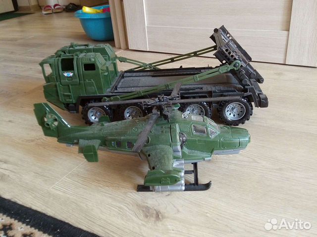 Игрушка военный тягач щит с вертолетом