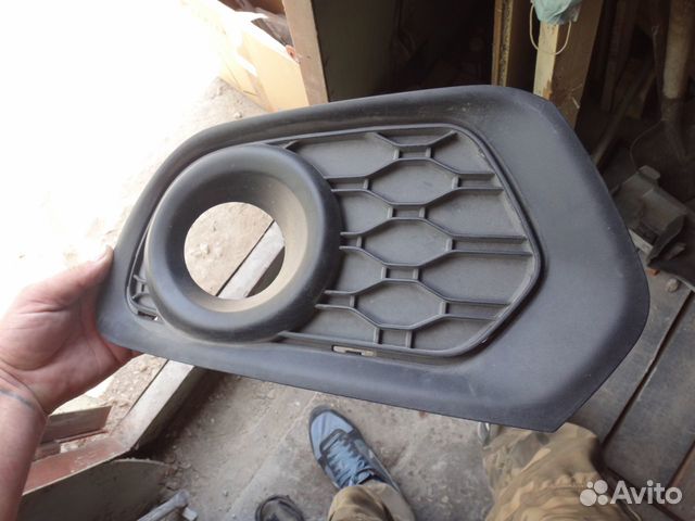 Сандеро Накладка птф правая Sandero 2 13-18