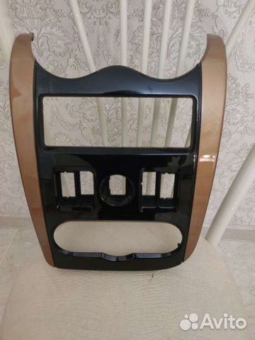 Консоль LADA largus