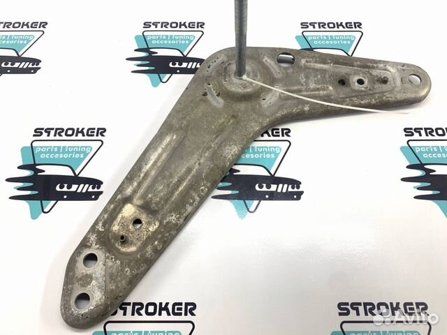 Тяга реактивная задняя правая Bmw X5 F15 N63B44B