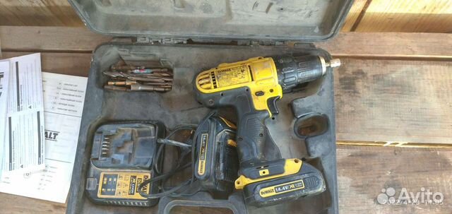 Шуруповерт dewalt