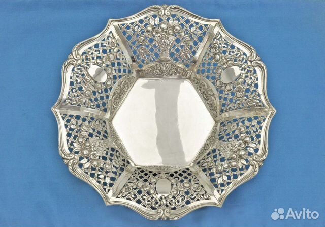 Ваза серебро 800 пробы Розы