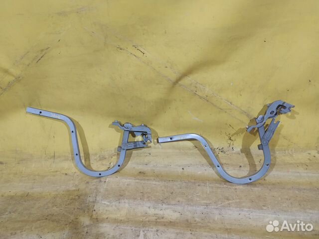 Петля крышки багажника Kia Spectra Sephia/Shuma