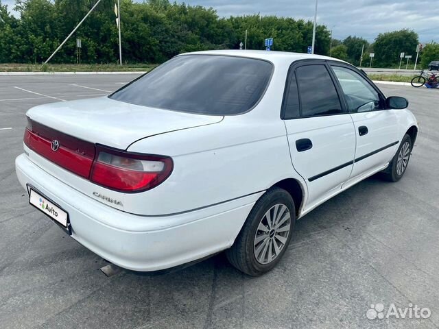 Toyota Carina 1.6 AT, 1994, 300 000 км