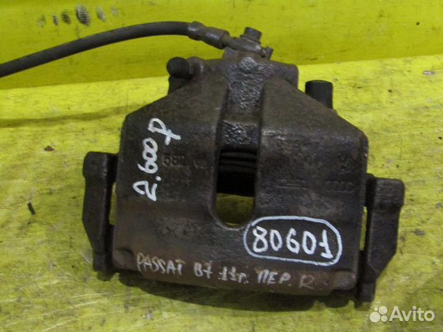 Суппорт передний Volkswagen Passat B7 10-15г 80601