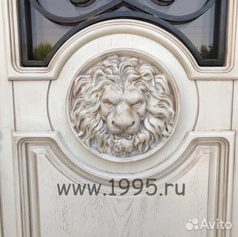 Дверь входная металлическая со стеклом