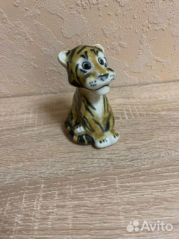 Фарфоровая статуэтка фигурка тигр СССР