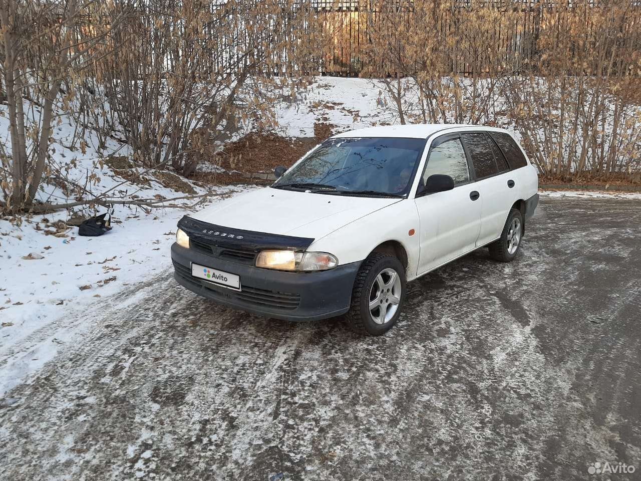 митсубиси либеро 2000