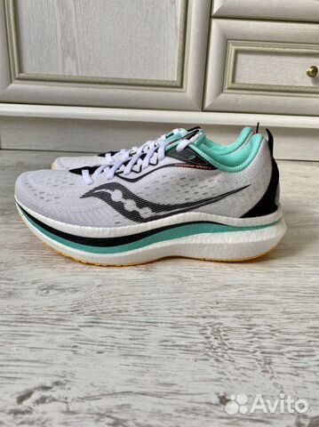 Новые Saucony Endorphin Speed 2, 39 EUR