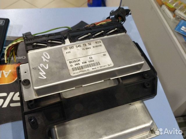 Блок управления ASR Mercedes W210