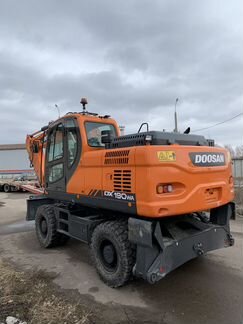 Колёсный экскаватор DOOSAN DX190WA